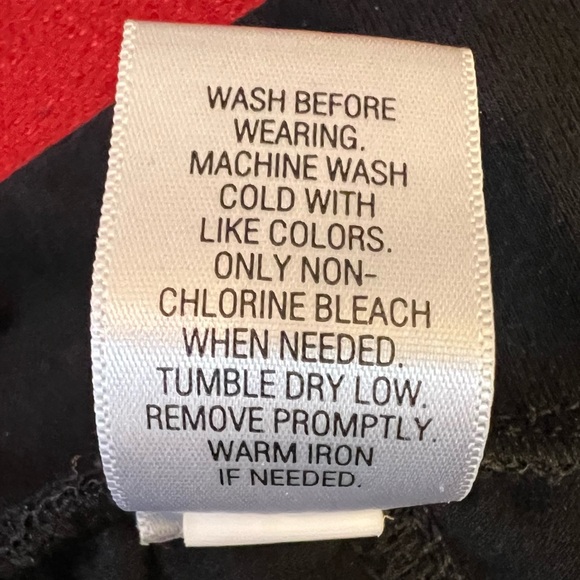 2 Pair Croft & Barrow Capri/Crop Knit Pull On Pants - Black & Navy - Picture 10 of 10